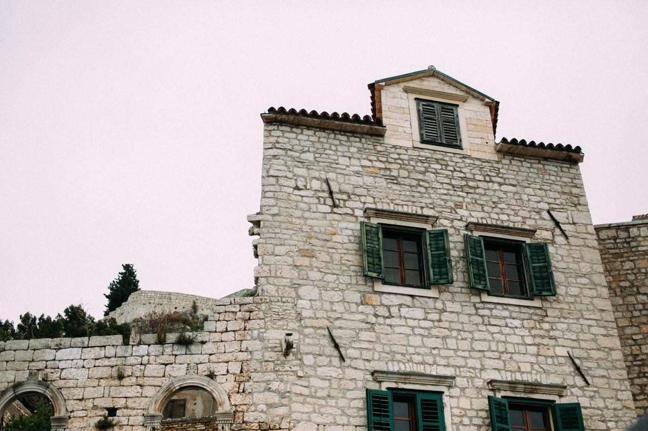 Apartments And Rooms Ille Šibenik Buitenkant foto